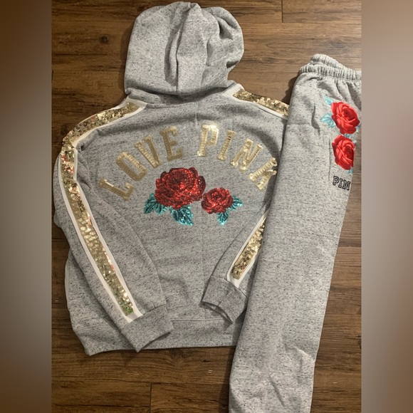 PINK VS ROSES BLING HOODIE / JOGGERS OUTFIT SET LARGE - Picture 7 of 10